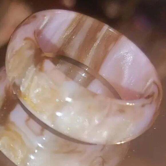 Elegant Pink Marble bangle ring sz 6 - Picture 3 of 6